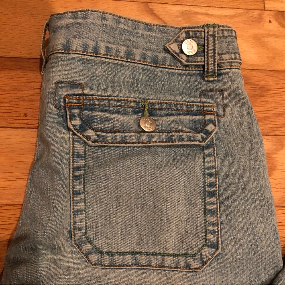 Cabi Denim Capris - Size 8 - Picture 8 of 8